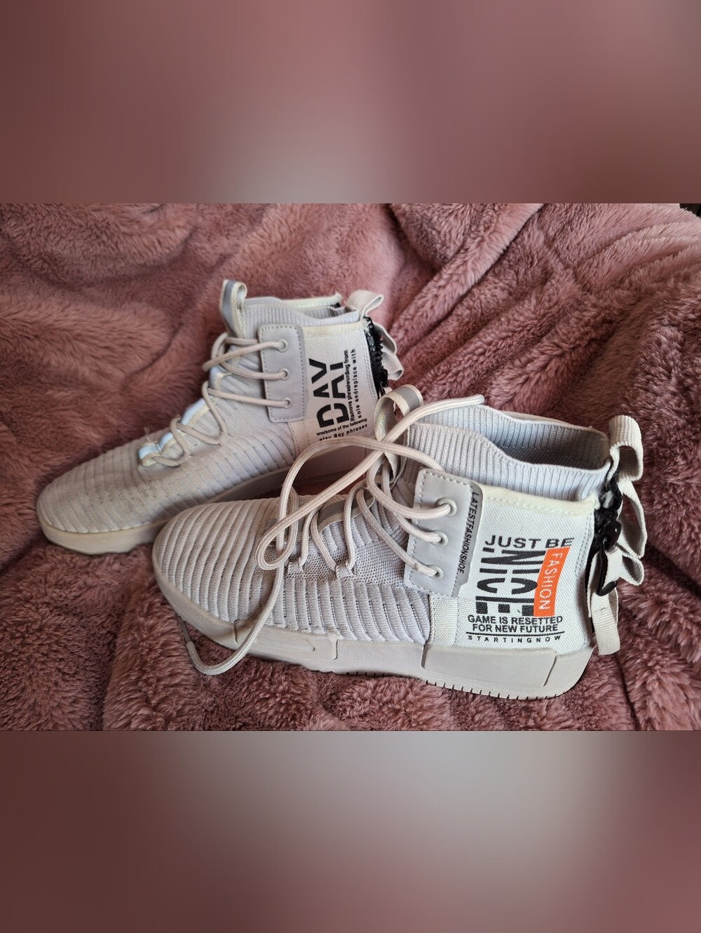 High-Top Knit Sneakers for Men - Light Gray Size 7